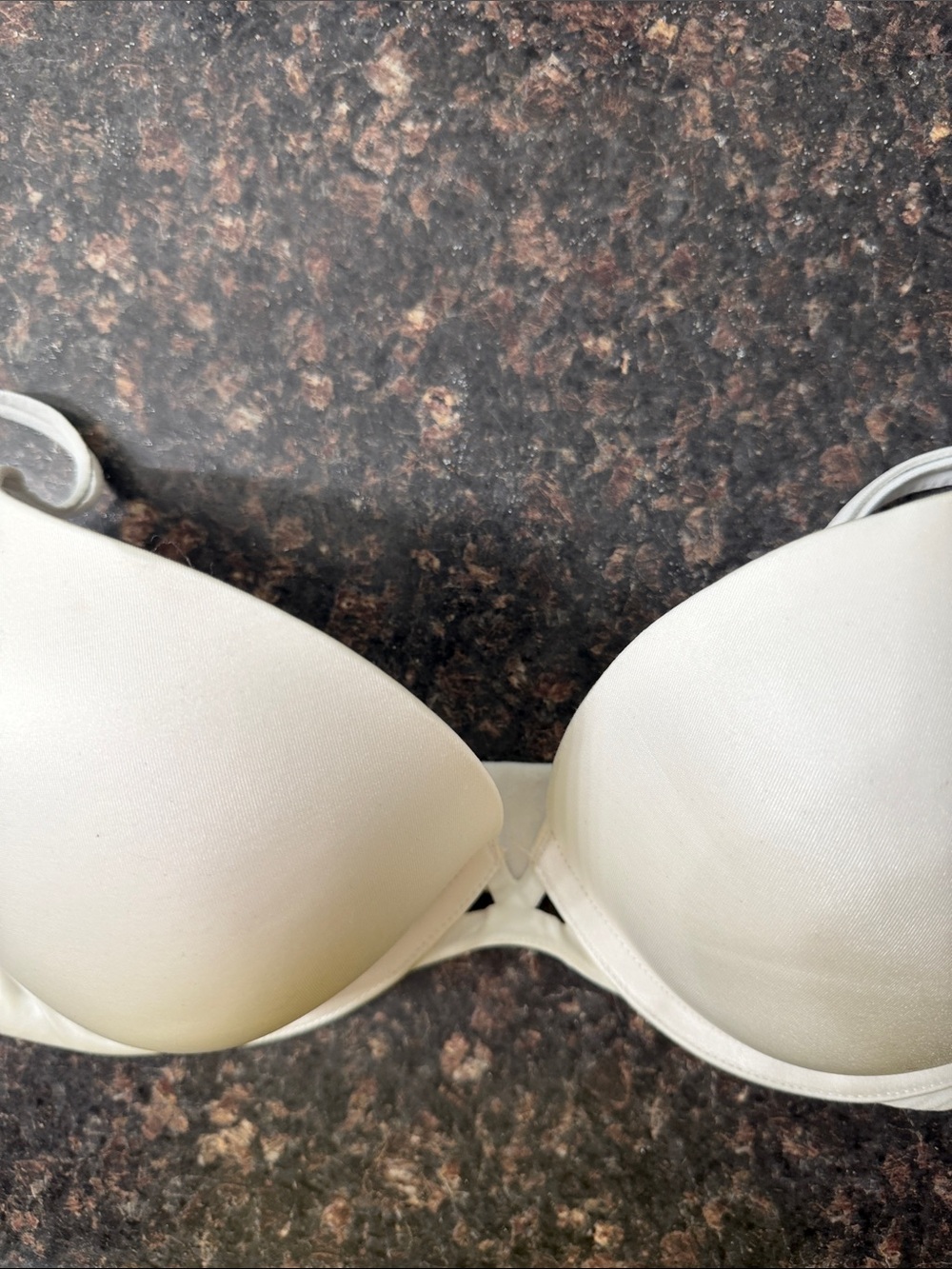 Victoria’s Secret Very Sexy push up 34DD